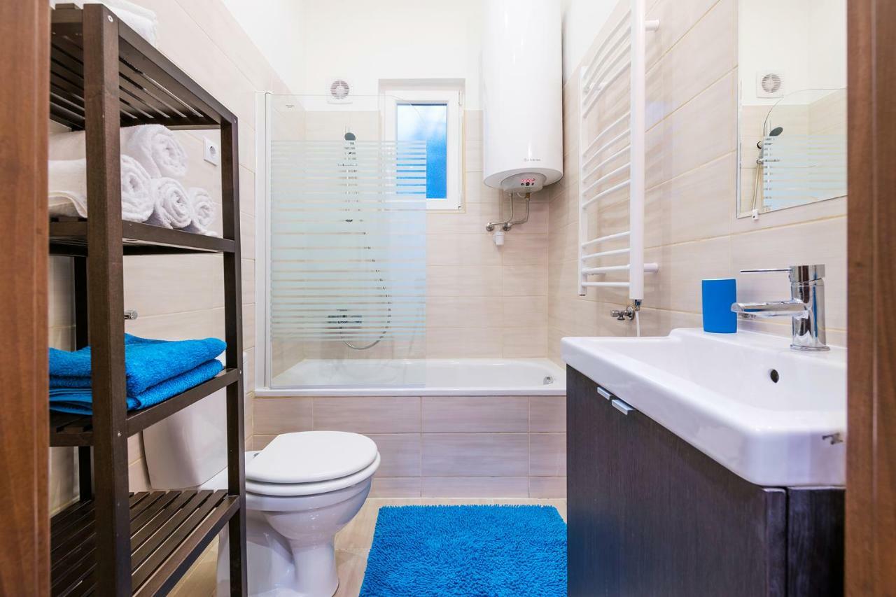 Lejlighed Parking, Ac, 2 Bedroom Design Flat In The Center *