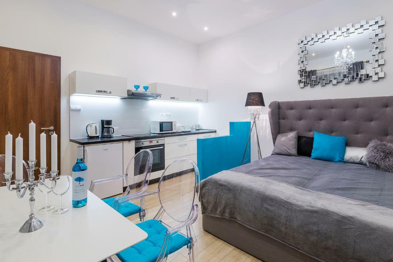 Parking, Ac, 2 Bedroom Design Flat In The Center * Boedapest